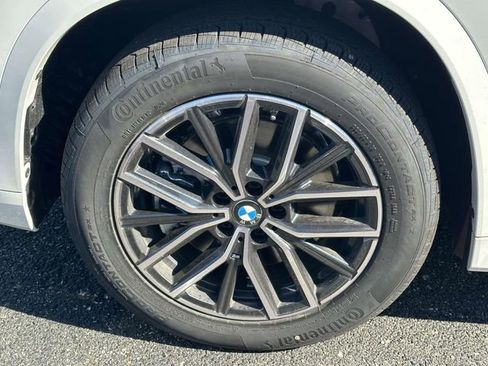 New 2026 BMW X1 xDrive28i AWD/4WD image 7