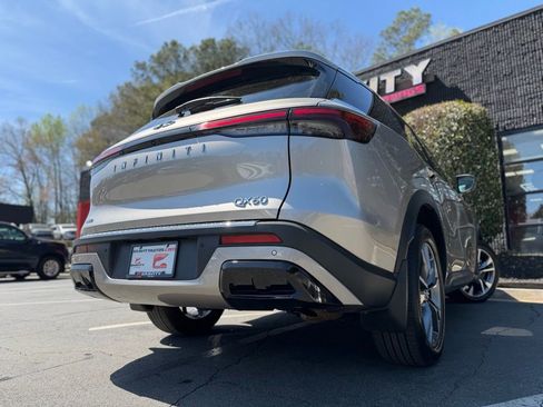 Used 2023 INFINITI QX60 Luxe image 13