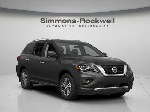 Used 2019 Nissan Pathfinder SV AWD/4WD image 8