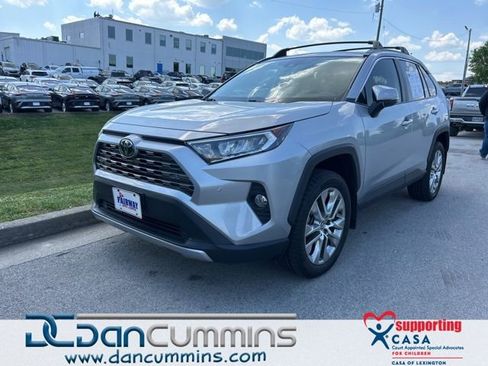 Used 2020 Toyota RAV4 Limited FWD image 1