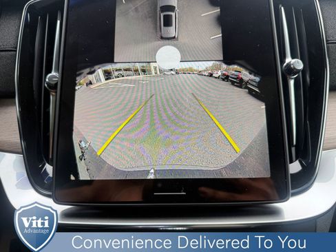 New 2026 Volvo XC90 B6 Plus w/ Protection Package Premier AWD/4WD image 16