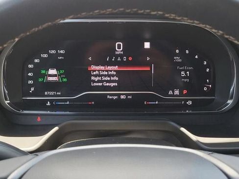 Used 2022 GMC Yukon XL AT4 AWD/4WD image 33