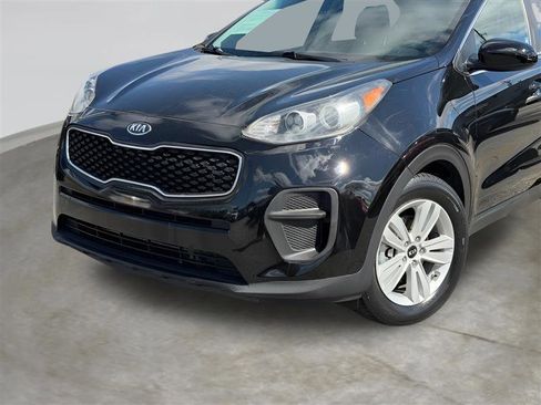 Used 2017 Kia Sportage LX w/ LX Popular Package image 3
