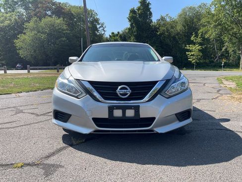Used 2016 Nissan Altima 2.5 S w/ Power Driver Seat Package image 6