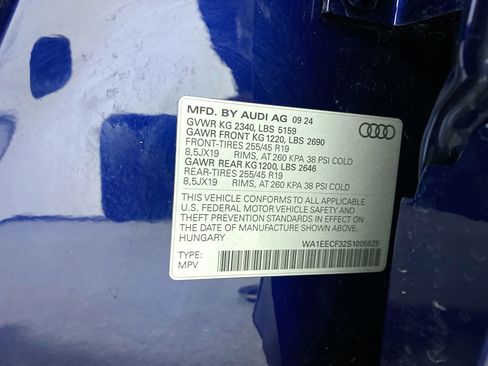 Certified 2025 Audi Q3 2.0T Premium Plus w/ Premium Plus Package image 39
