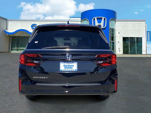 Used 2026 Honda Odyssey EX-L image 5