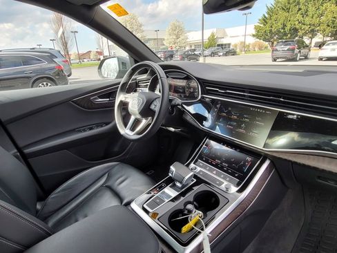 Used 2021 Audi Q8 Premium w/ Black Optic Package AWD/4WD image 23