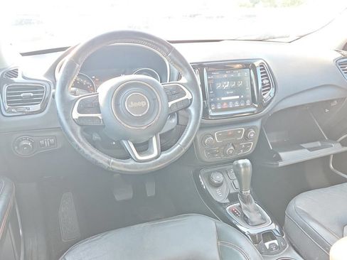 Used 2019 Jeep Compass Limited AWD/4WD image 10