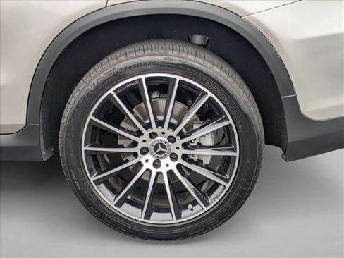 Used 2019 Mercedes-Benz GLC 300 image 19