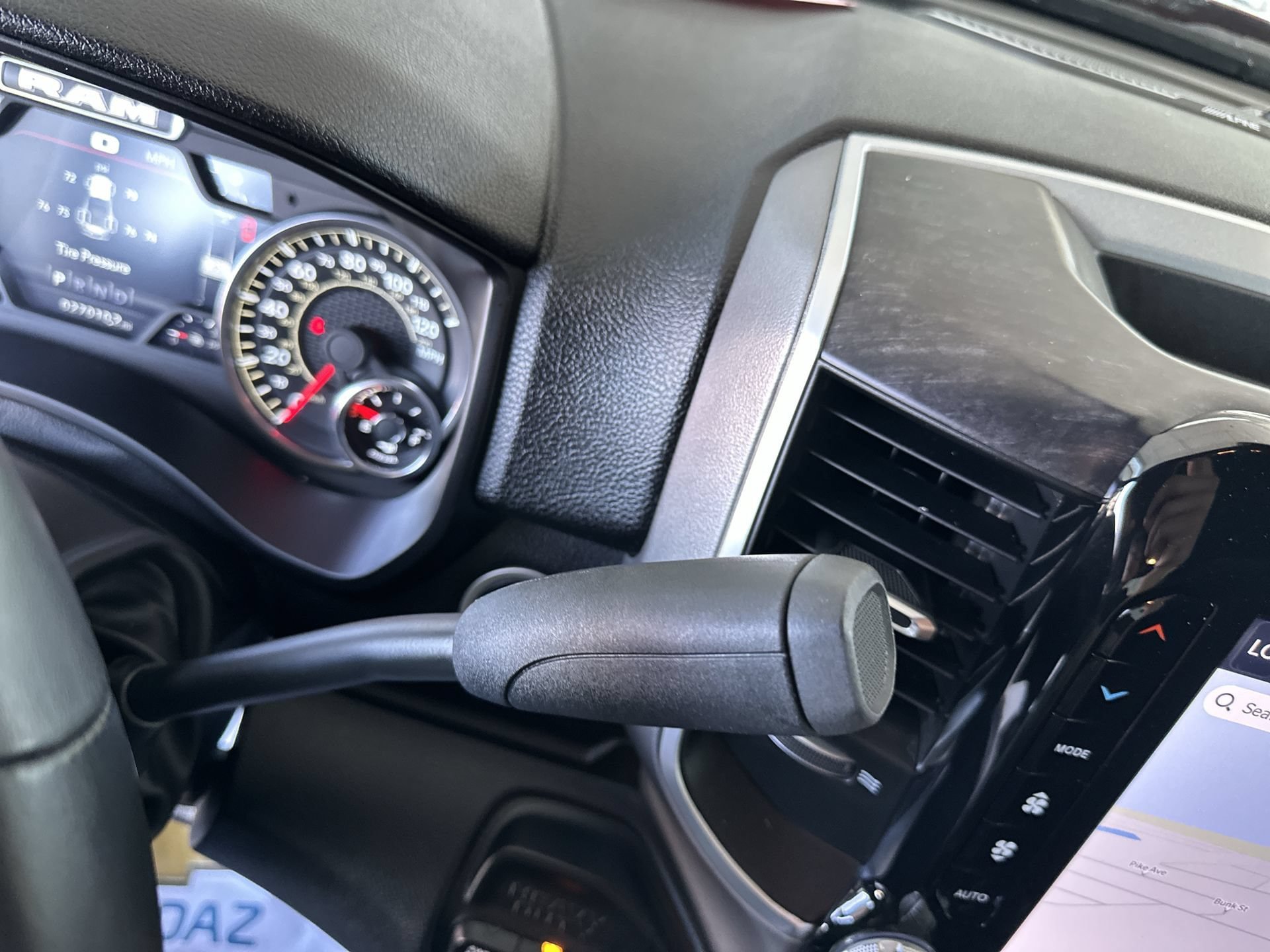 Used 2024 RAM 3500 Big Horn w/ Safety Group AWD/4WD image 16