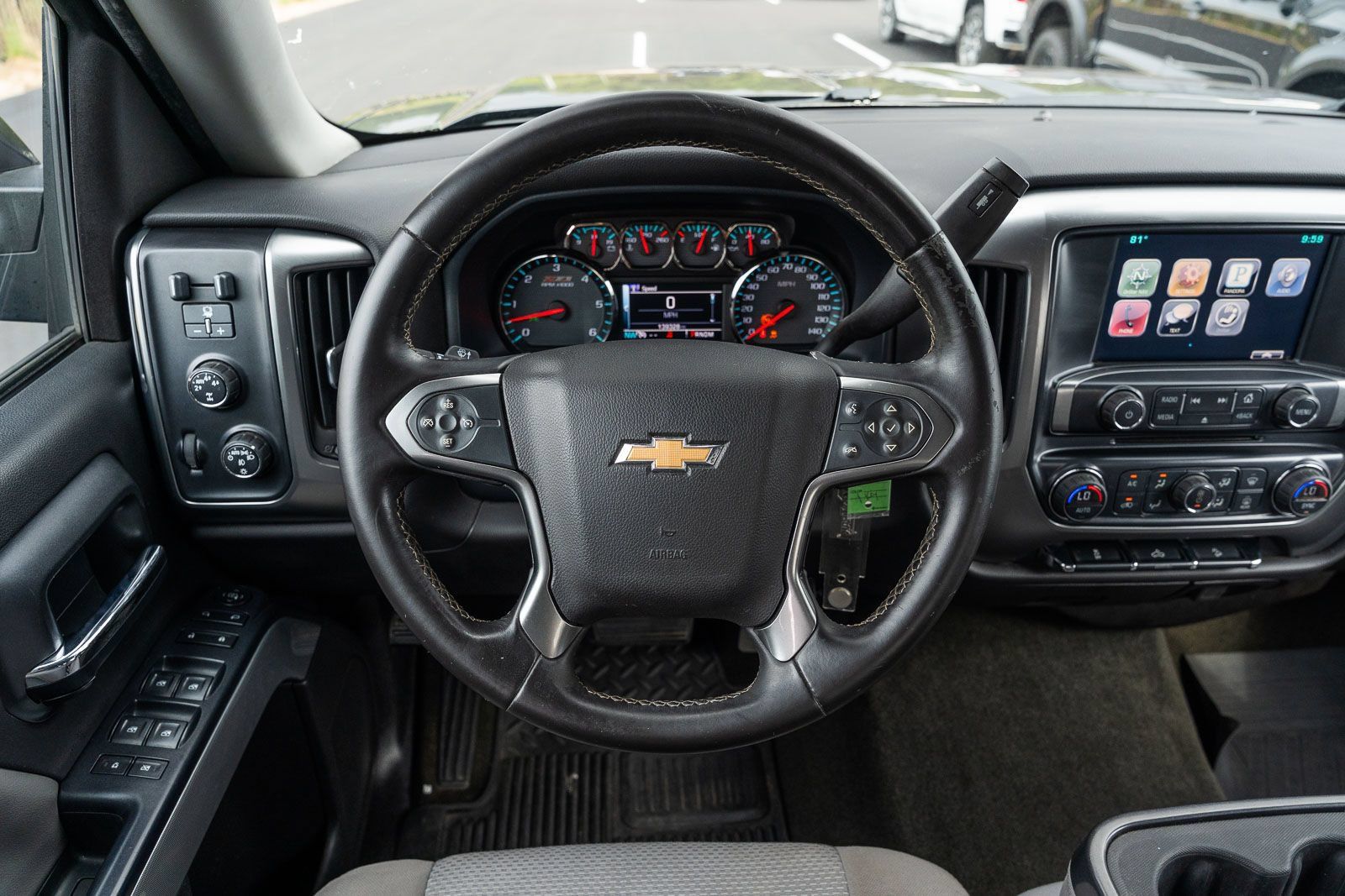Used 2015 Chevrolet Silverado 1500 LT w/ LT Convenience Package AWD/4WD image 22