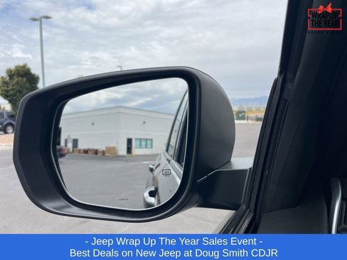 New 2025 Jeep Grand Cherokee Laredo w/ Trailer Tow Package image 4