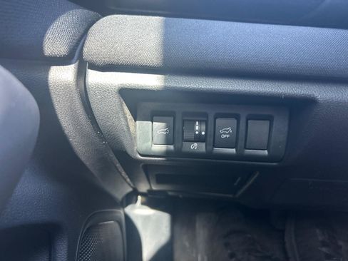 Used 2021 Subaru Outback Premium AWD/4WD image 17