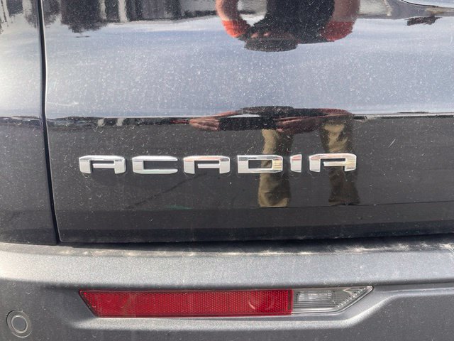 Used 2025 GMC Acadia Elevation FWD image 6