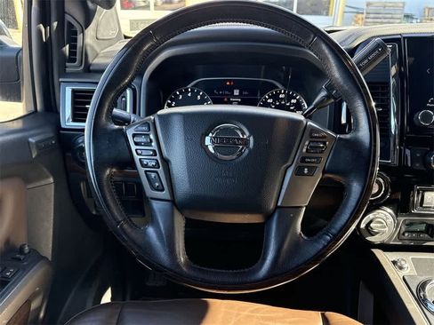 Used 2021 Nissan Titan Platinum Reserve w/ Moonroof Package image 18