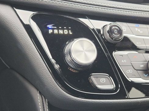 New 2026 Chrysler Pacifica Limited w/ S Appearance Package image 28