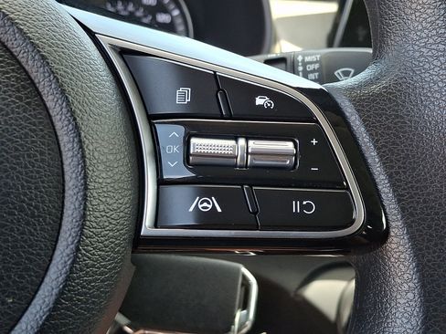 Used 2024 Kia Forte LXS FWD image 21