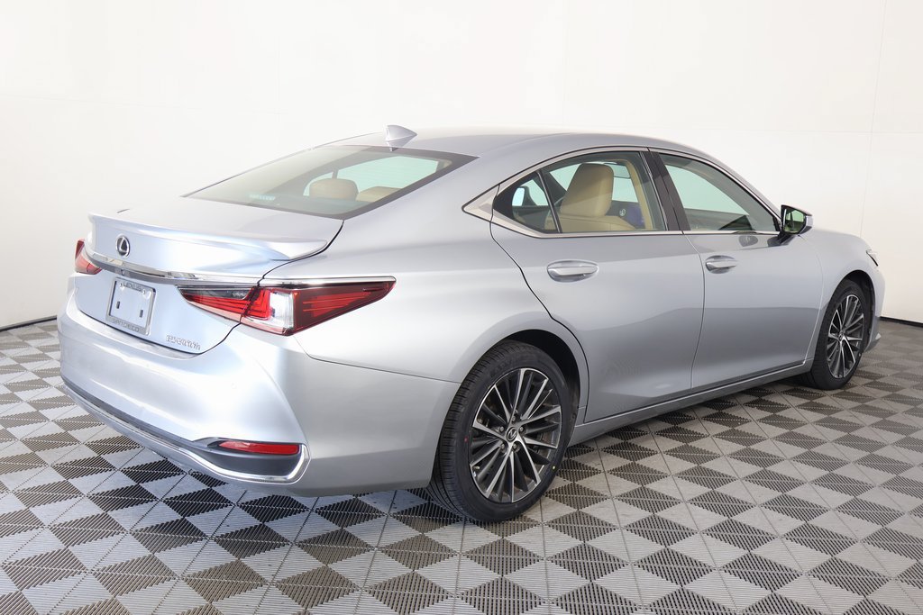 Used 2023 Lexus ES 300h w/ Premium Package FWD image 3