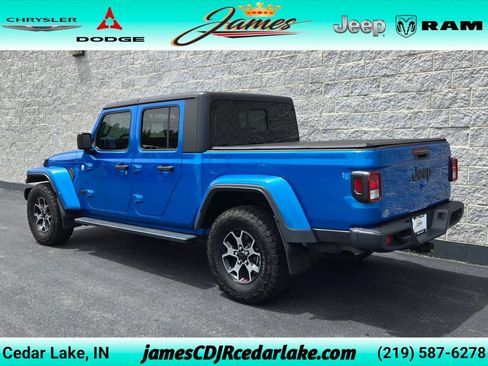 Used 2021 Jeep Gladiator Sport AWD/4WD image 3