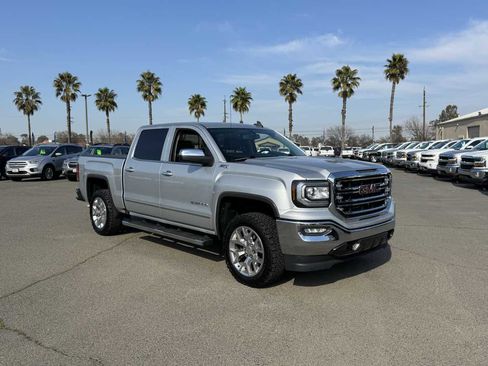 Used 2018 GMC Sierra 1500 SLT w/ SLT Premium Package image 2