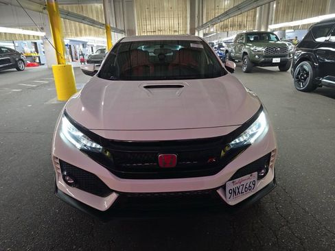 Used 2019 Honda Civic Type R image 11