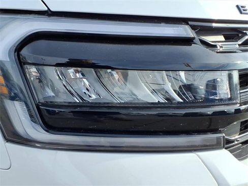 Used 2024 Ford Expedition Max Limited image 21