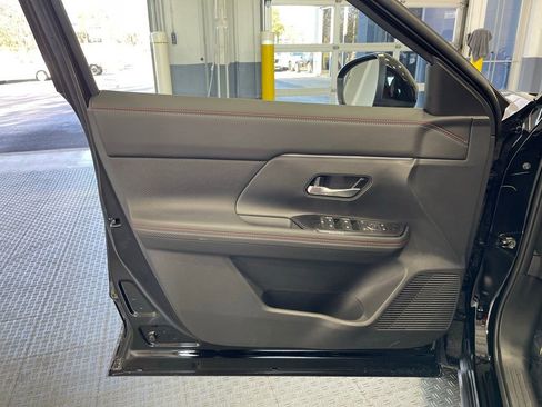 New 2026 Nissan Kicks SR w/ SR Premium Package image 19