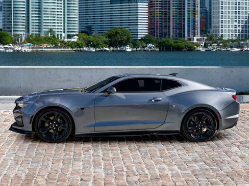 Used 2021 Chevrolet Camaro LT image 8