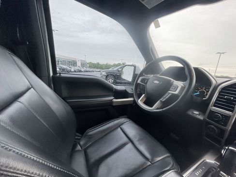 Used 2020 Ford F150 Lariat w/ Equipment Group 502A Luxury AWD/4WD image 15