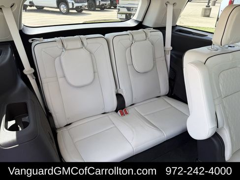Used 2024 Lincoln Aviator Black Label w/ Dynamic Handling Package AWD/4WD image 35