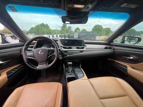Used 2019 Lexus ES 350 w/ Premium Package FWD image 22
