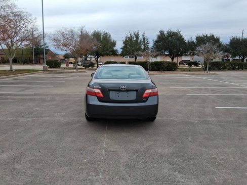 Used 2007 Toyota Camry LE image 5