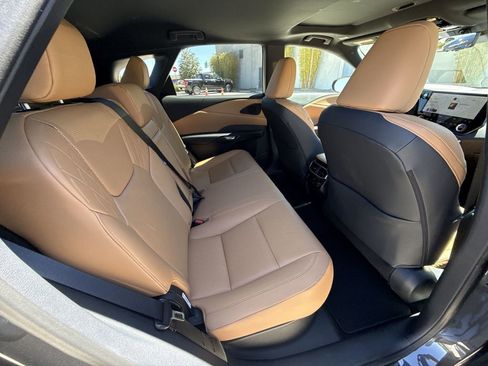 Used 2026 Lexus RX 350 FWD image 17