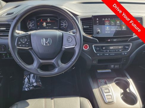 Used 2023 Honda Passport TrailSport image 6