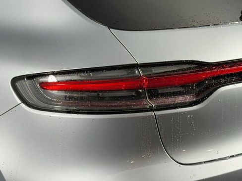 New 2026 Porsche Macan image 16