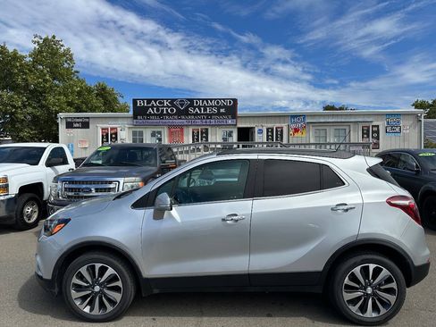 Used 2020 Buick Encore Essence AWD/4WD image 10
