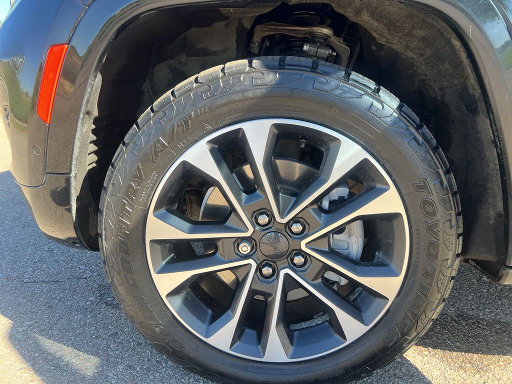 Used 2021 Jeep Grand Cherokee L Overland w/ Luxury Tech Group IV AWD/4WD image 26