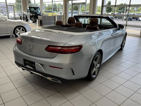 Used 2019 Mercedes-Benz E 450 4MATIC Cabriolet image 11