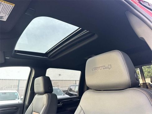 New 2026 GMC Sierra 2500 AT4 w/ AT4 Premium Plus Package image 7