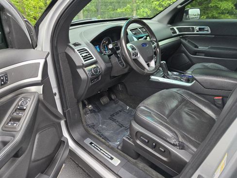 Used 2014 Ford Explorer Sport w/ Equipment Group 401A AWD/4WD image 12