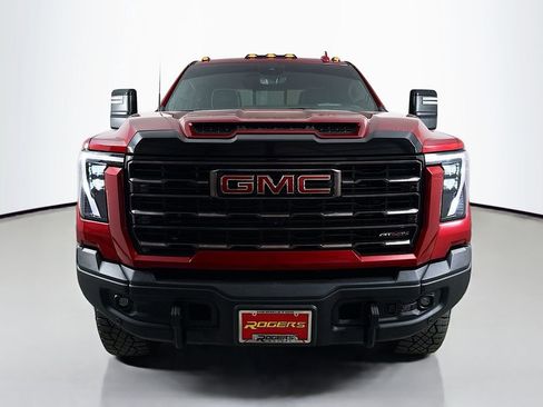 Used 2025 GMC Sierra 2500 AT4X w/ AT4X AEV Edition image 2