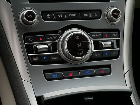Used 2018 Lincoln MKZ Reserve FWD image 23