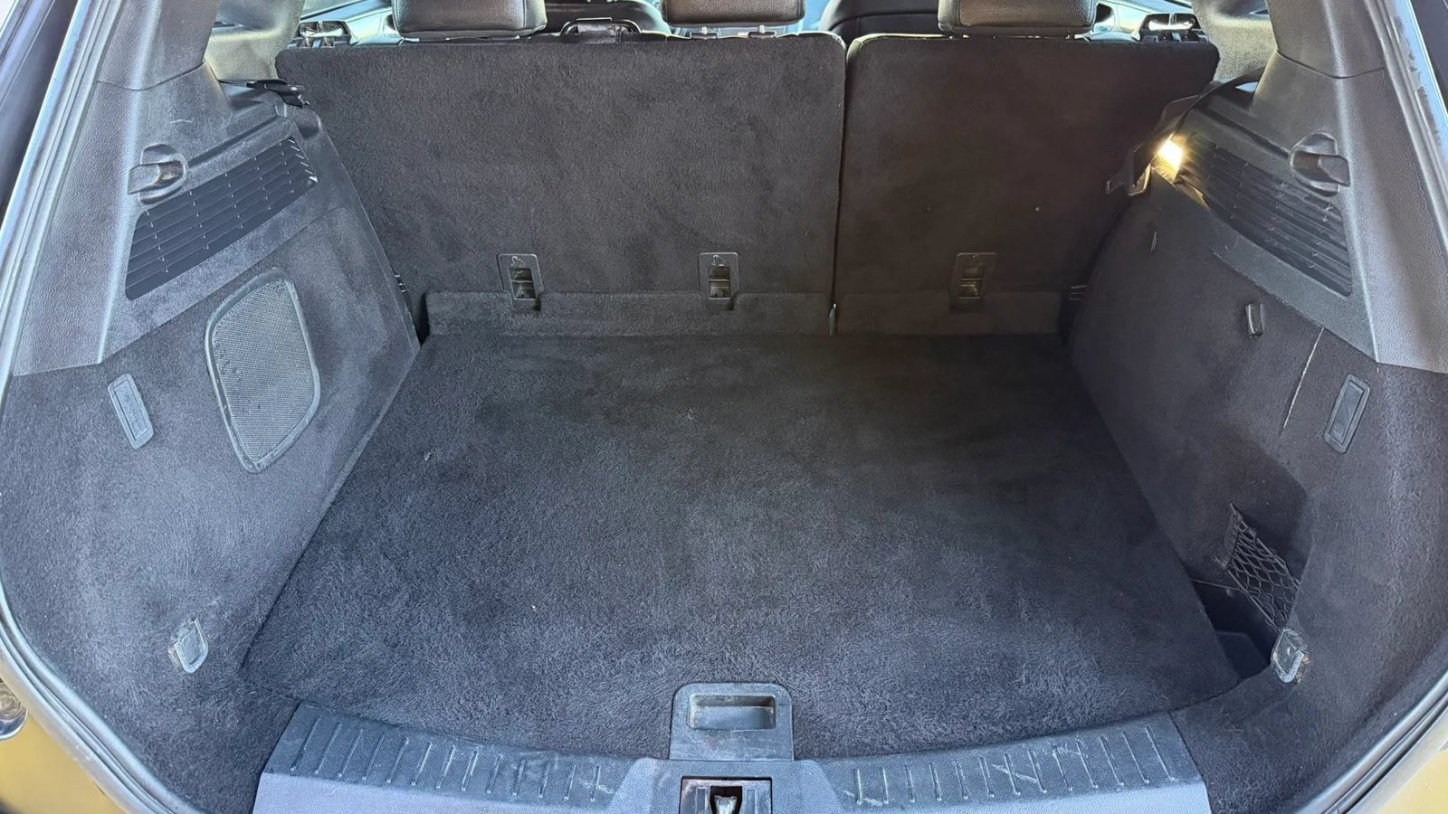 Used 2015 Lincoln MKC FWD image 21