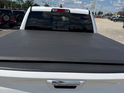 Used 2019 RAM 1500 Limited AWD/4WD image 9