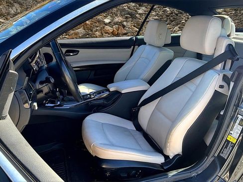 Used 2013 BMW 328i Convertible image 19