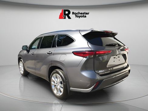 Used 2021 Toyota Highlander Limited AWD/4WD image 5