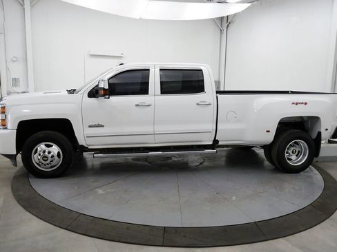 Used 2015 Chevrolet Silverado 3500 High Country w/ Duramax Plus Package AWD/4WD image 4