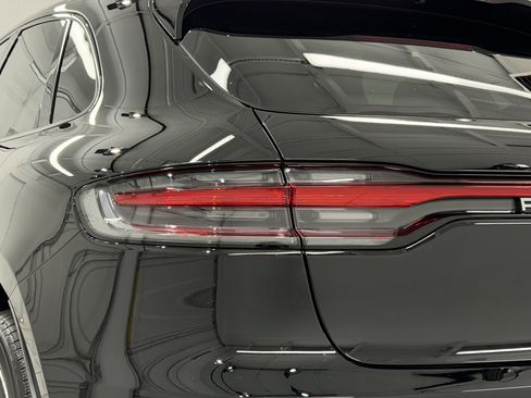 New 2026 Porsche Macan S image 18