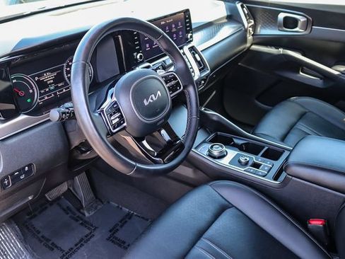 Certified 2023 Kia Sorento EX FWD image 19