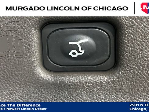 Used 2023 Lincoln Nautilus Reserve AWD/4WD image 24